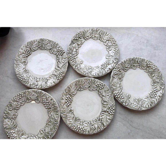 Williams Sonoma Napa Sage Green Grapes Set Of 5 Salad Plates 9" - Picture 5 of 6